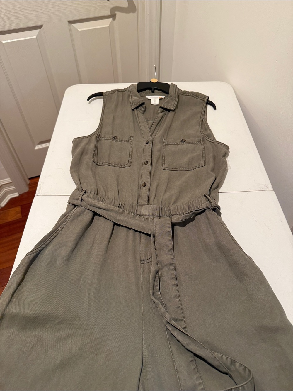 Brand New JUMPSUIT  Wide Leg Olive Green Sleeveless Soft Elastic Waist Summer L